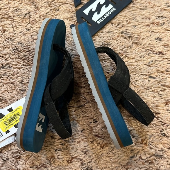 Toddler Billabong Flip Flops - Picture 5 of 7